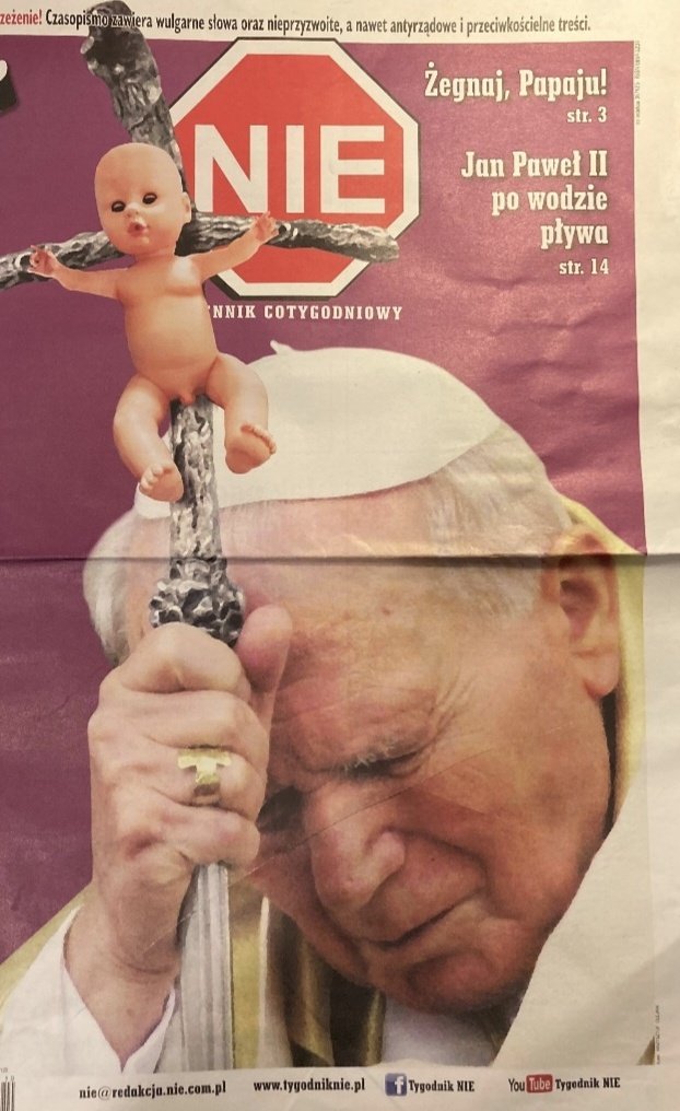 Dalej bądźmy oburzeni, na okładkę tygodnika NIE.☝️