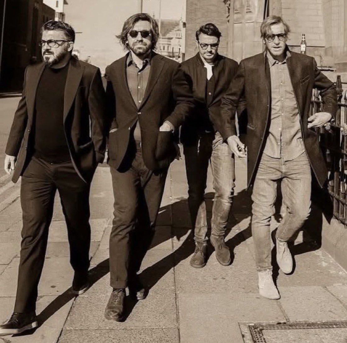 📸 Love it when boy bands get back together… 

Gattuso, Pirlo, Oddo, Ambrosini