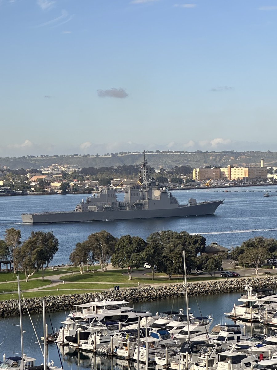 WarshipCam's tweet photo. Japan Maritime Self-Defense Force Kongo-class guided missile destroyer JS Chokai (DDG-176) leaving San Diego - February 12, 2026     SRC: X-@0xIconiK https://t.co/ev3x8cYqC1