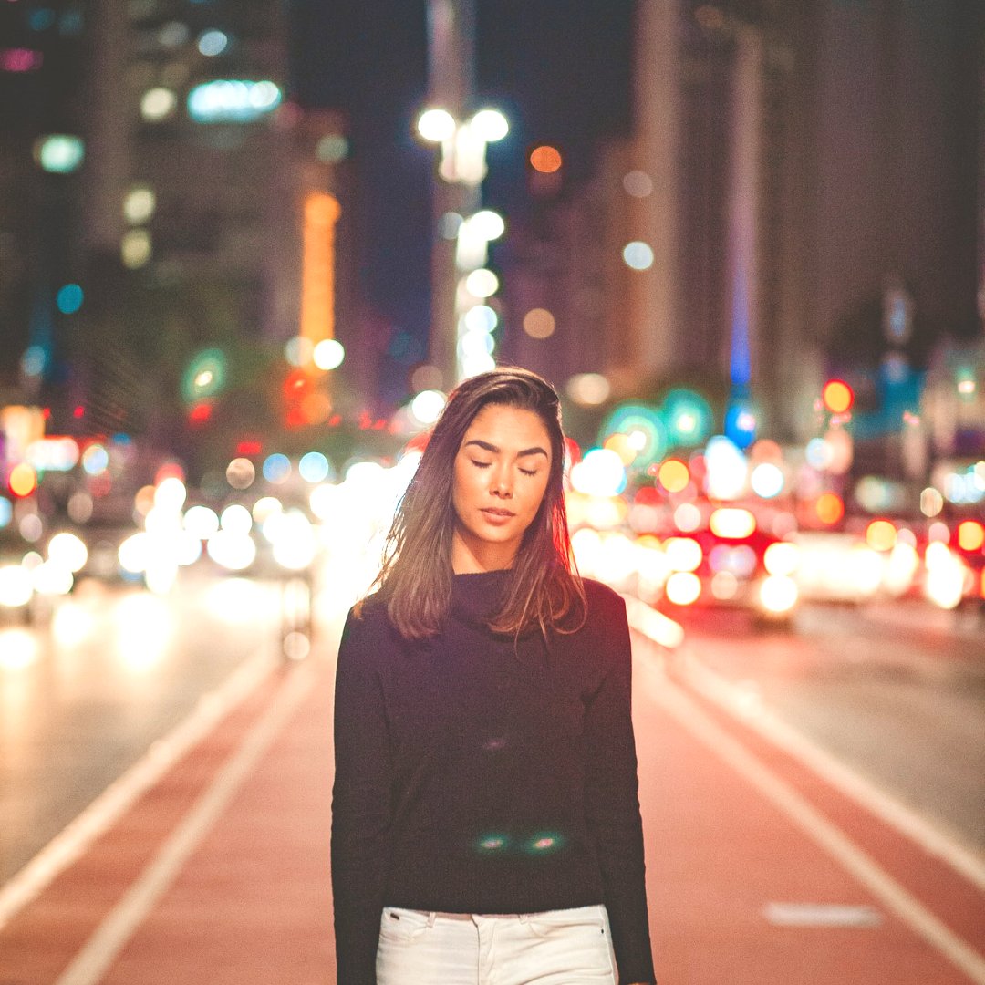 You've probably heard of astigmatism, but what is it exactly? Astigmatism is a type of refractive error which causes a problem with the way the eye focuses light. It commonly occurs with myopia or hyperopia.
zurl.co/ccpjO
#myopia  #optometry #eyecare #optometrist