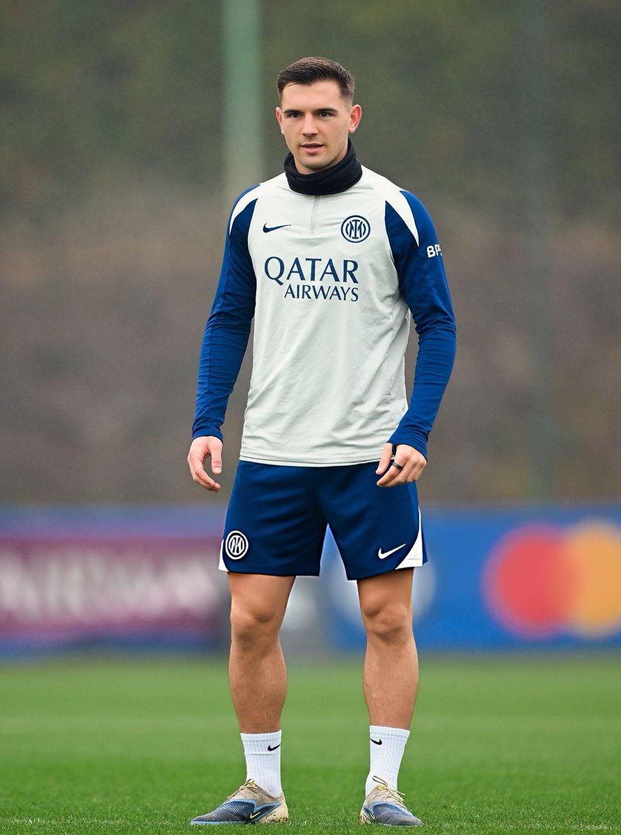 nerazzurriSoci_'s tweet photo. Iwo Kaczmarski (21 years old, CDM) trained with the first team today. 🇵🇱 https://t.co/glYN7O9Wwx