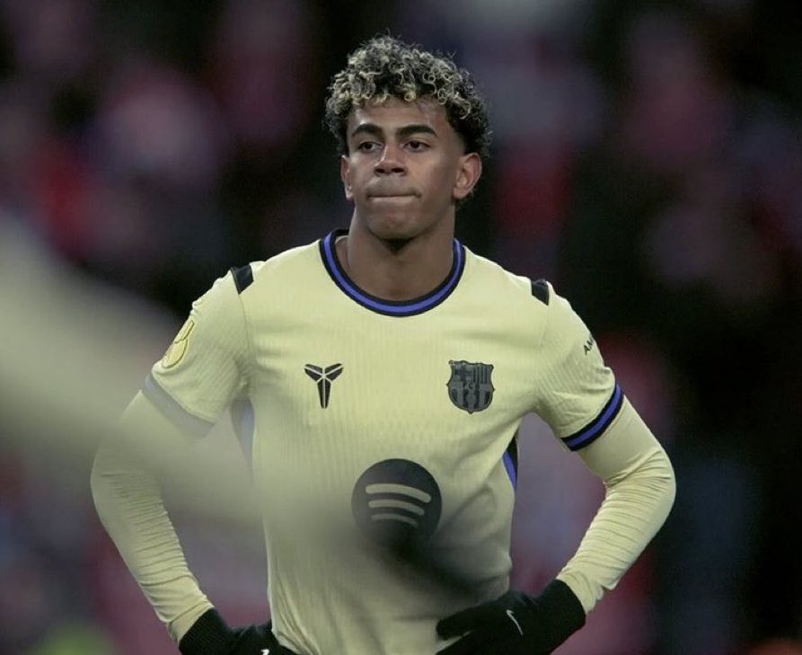 (fan) REAL MADRID FANS 🤍 tweet media