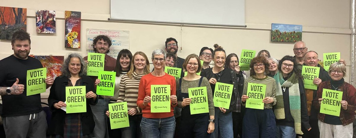 💯 Another great meeting with these folks exploring how we create a climate of hope and inclusion in our town, and resist the hate and division being spread by our opponents. 

⭐️Having Greens in the room makes a difference.  Worthing, you know what to do …