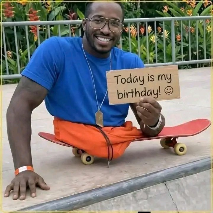 vplayng's tweet photo. Drop one word for him 🌺 https://t.co/BQN70lZV5q