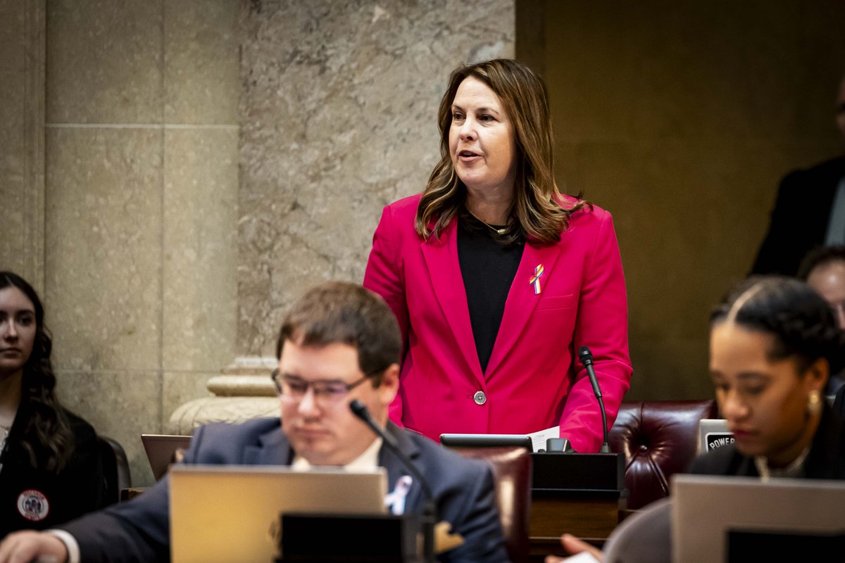 State Senator Dianne H. Hesselbein tweet media