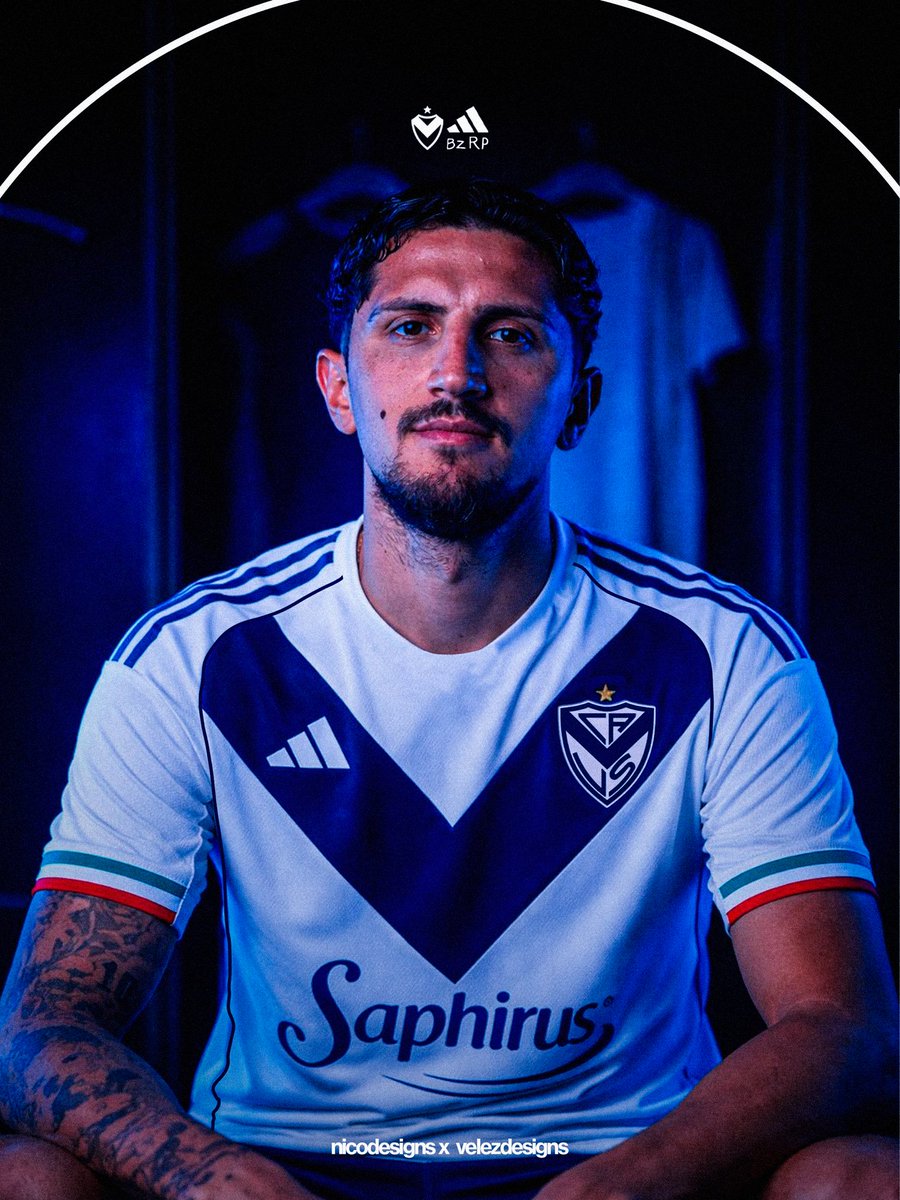 velezdesign1910's tweet photo. Cumplimos el sueño de Biza y de muchos fortineros. 

Camiseta Titular Adidas 2026. Edición @bizarrap 

1/4 ✅

@nicodesignss x @velezdesign1910 

#Velez https://t.co/qaKV7Z1ND2