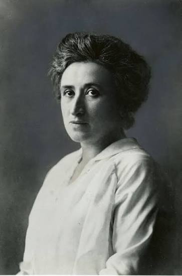 The “Rosa Luxemburg Foundation” funded by the German government as it repeats NATO propaganda against Russia is a total disgrace to a great woman’s memory.

Even as a young Polish radical she refused to join anti Russia bandwagons. While Polish leftists were acting as dupes of