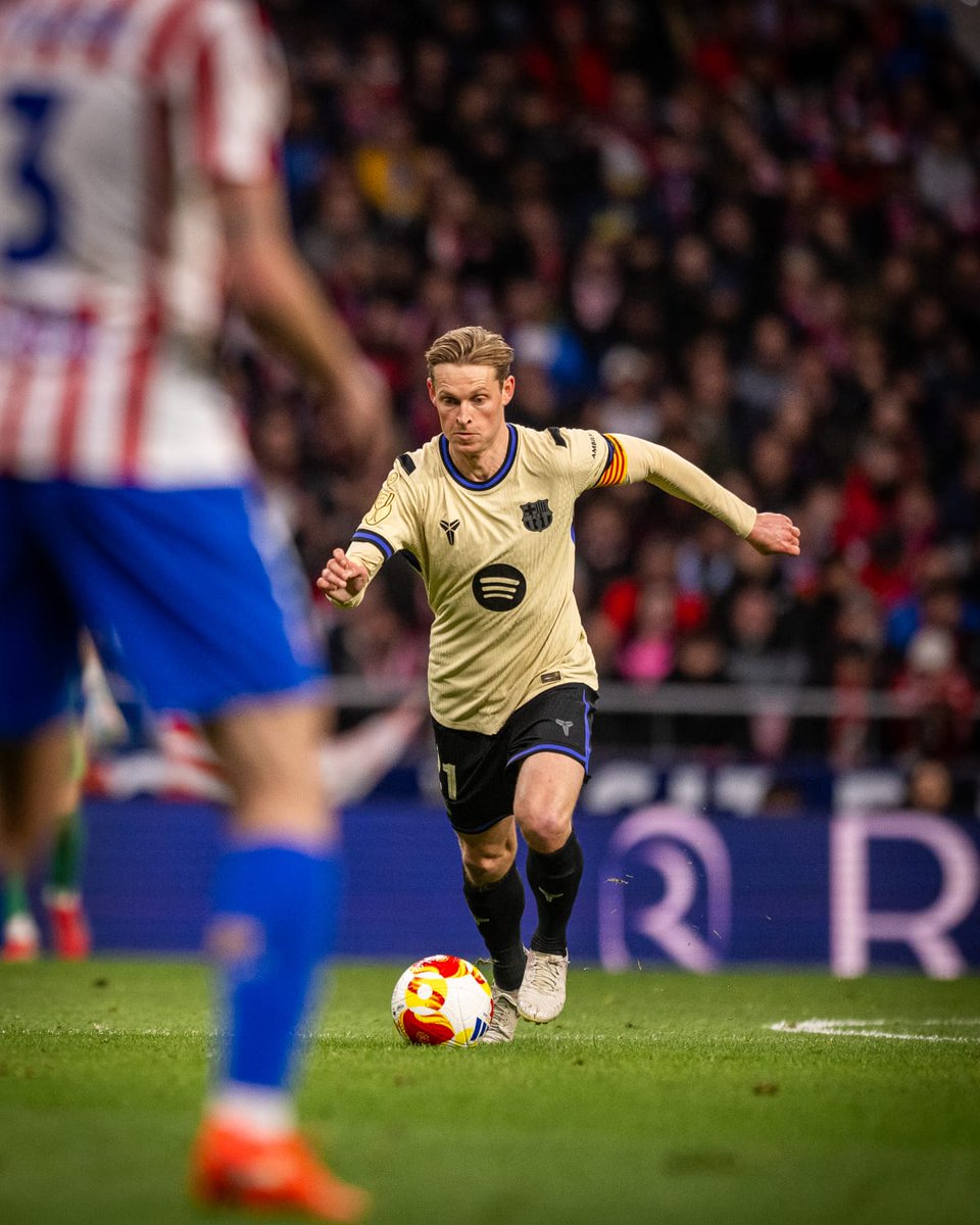 نادي برشلونة tweet media