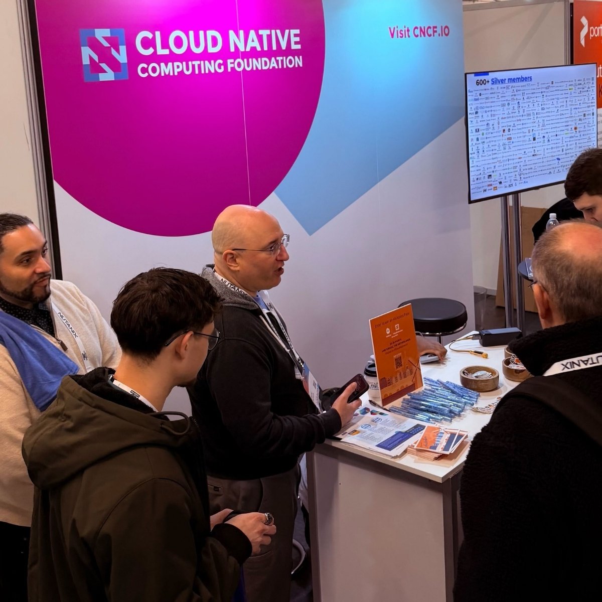CloudNativeFdn's tweet photo. CNCF got a chance to connect with practitioners and contributors at ContainerDays London.

Thank you to everyone who joined the conversations.

Which discussions stood out most?

#CNCF #CloudNative #ContainerDays https://t.co/uHqMuRisq4