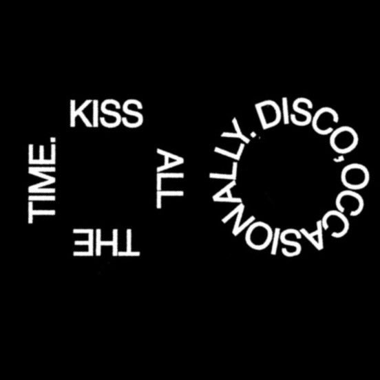 el concepto de harry usando ese tipo de lentes porque se parecen al logo del álbum…