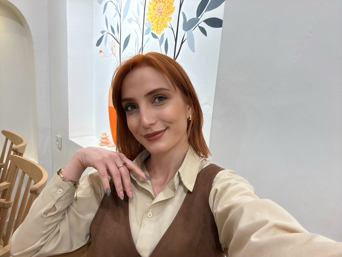 elaaoktn's tweet photo. Ben bir şey yaptımmmmm✂️💇‍♀️ https://t.co/BtlyvmrZQb