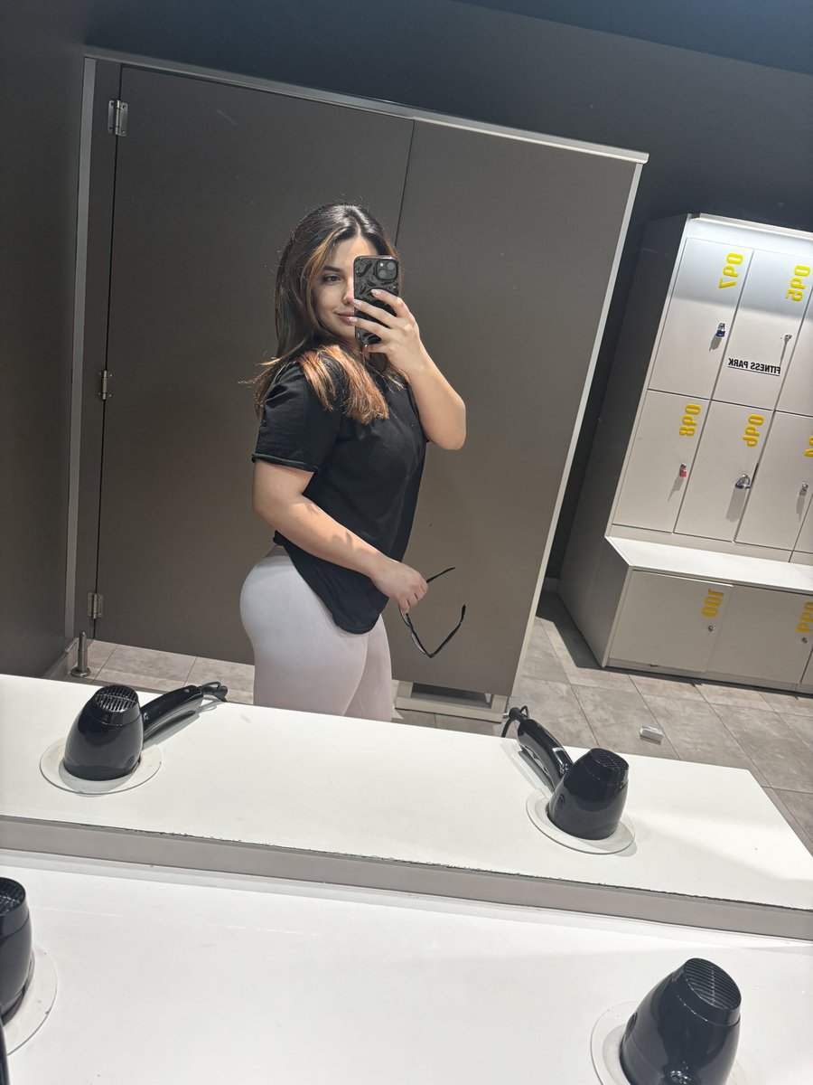 xsiaparisx's tweet photo. Que tal voy ? https://t.co/saA7I1GjLY