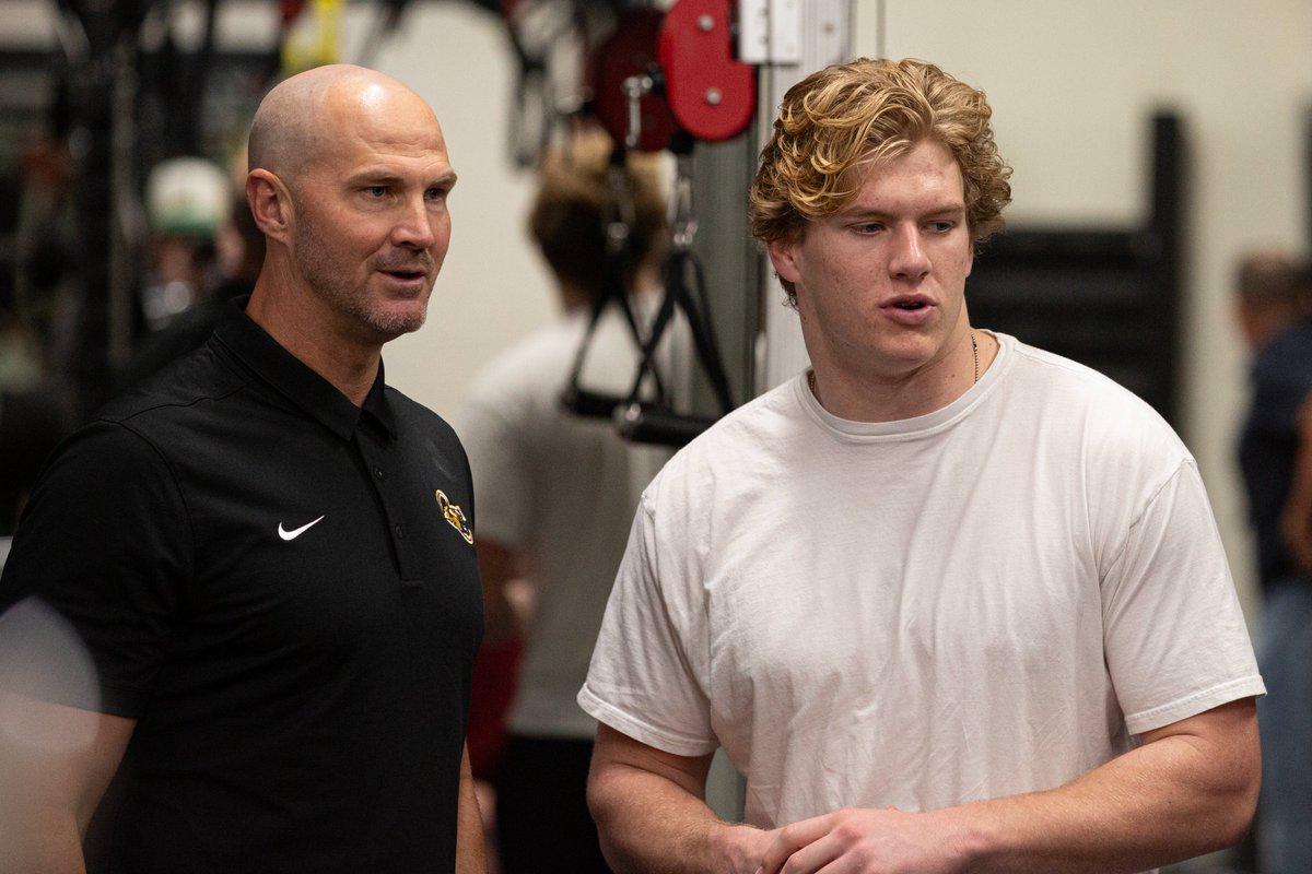 Oaks Christian Lions tweet media