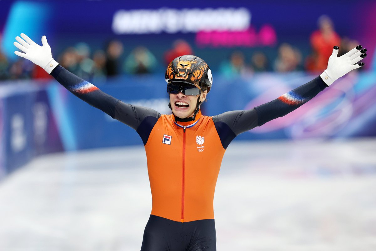 THE FLYING DUTCHMAN

🇳🇱 🥇 Jens van 'T Wout caps off an incredible Dutch night and wins GOLD in the Men’s 1000m Short Track!!

#MilanoCortina2026 #Olympics #ShortTrack
