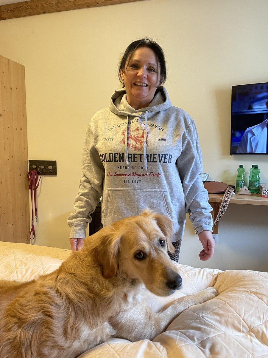Meinen Geburtstag verbringe ich so, wie ich am glücklichsten bin: mit Mann und Hund und feinem Menü ein paar Tage im Hotel mit Verwöhnprogramm. Den Hoodie gab’s dazu 🎁
