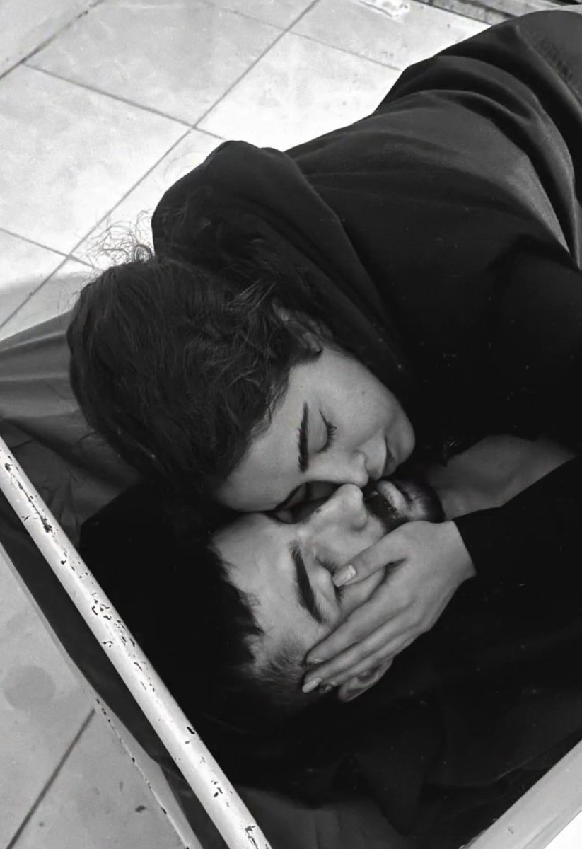 ماه هستم کوچولو🌑 tweet media