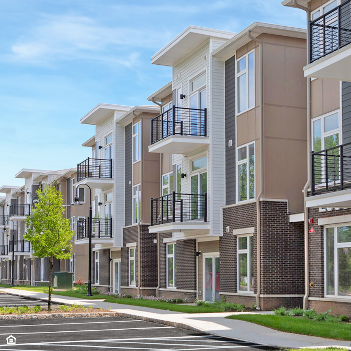 Walters Apartments tweet media