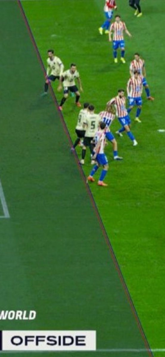 IvanRamon10's tweet photo. PERO SI LE COGEN EL PIE POR DELANTE Y NO EN EL PUTO TALON!!!!! https://t.co/0OjMf1twoZ