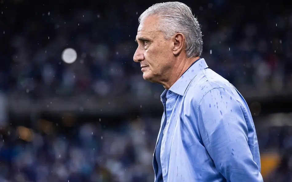 PedroFonteReal's tweet photo. 🚨| Atletico Mineiro observa Tite no Cruzeiro.

Nada além de observação, Galo pode tentar algum movimento caso a situação de Tite se complique mais no Cabuloso, ou caso ele seja demitido.

🗞️@PedroFonteReal https://t.co/cNgj8d3rVM