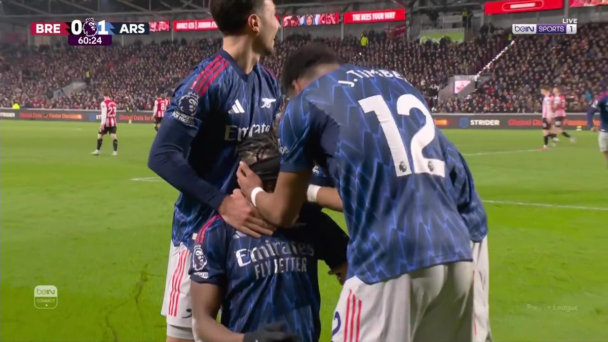 أرسنال يتقدم بالهدف الأول عن طريق مادويكي 