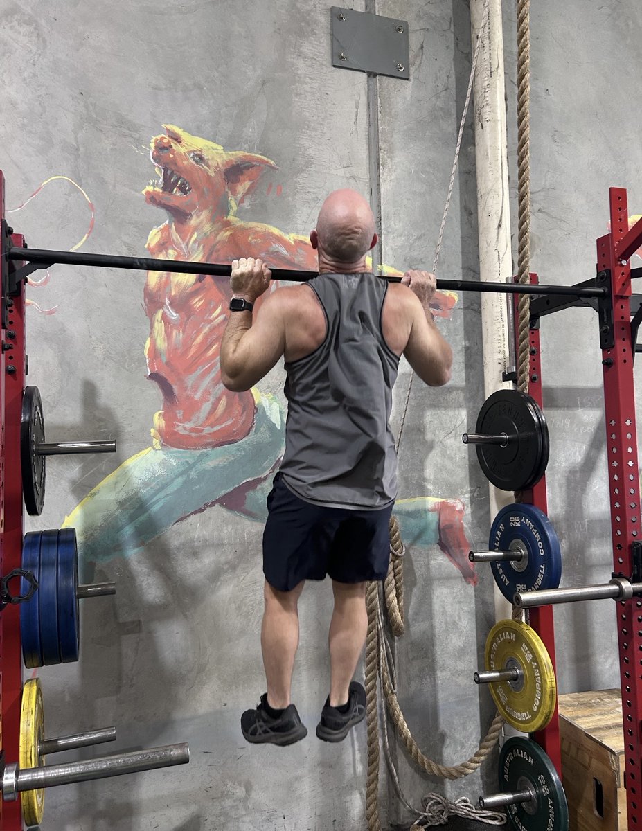 🏋️ Strength

Strength is the base.
But pairing it with Boxing or HYROX builds conditioning, performance, and longevity.
Train smart — not random.

#StrengthTraining #Round1Fitness #TrainBetter