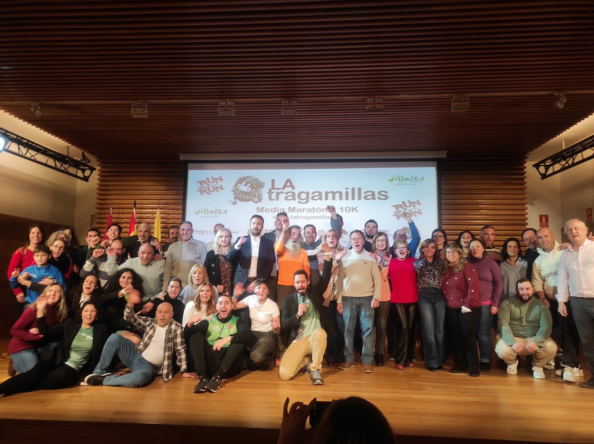 rmarca_sierra's tweet photo. La XIX edición del Medio Maratón de Collado Villalba se ha presentado esta tarde en el centro cultural Peñalva con un reconocimiento a la trayectoria deportiva del atleta sanlorentino Josito.
La prueba se disputará el próximo 1 de marzo y quedan unos 100 dorsales para participar. https://t.co/6ec4lCt8Ng