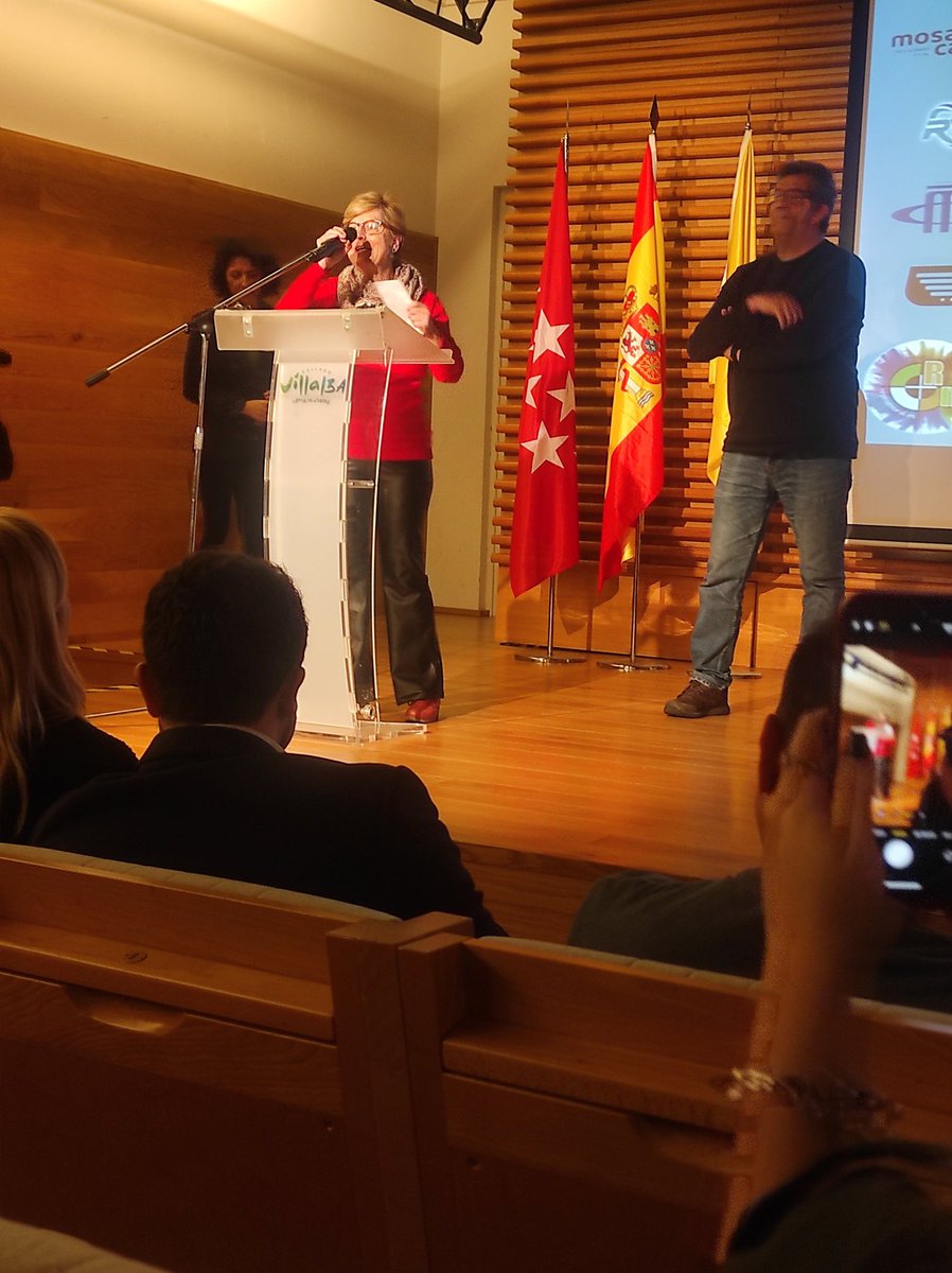 rmarca_sierra's tweet photo. La XIX edición del Medio Maratón de Collado Villalba se ha presentado esta tarde en el centro cultural Peñalva con un reconocimiento a la trayectoria deportiva del atleta sanlorentino Josito.
La prueba se disputará el próximo 1 de marzo y quedan unos 100 dorsales para participar. https://t.co/6ec4lCt8Ng