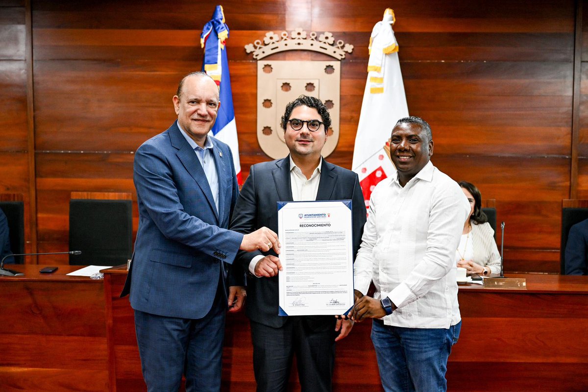 Concejo de Regidores de Santiago declara Hijo Adoptivo a Hostos Rizik Lugo <a href="/HostosR/">Hostos Rizik Lugo</a>