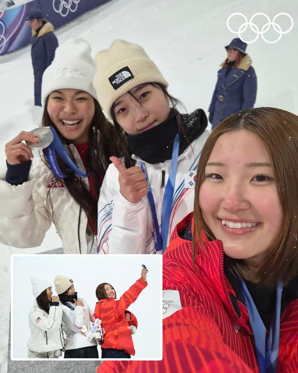 Olympic's tweet image. 스노보드 여자 하프파이프, 최가온의 #VictorySelfie

한국 설상 종목 최초의 금메달리스트 최가온은 클로이 김이 2018 평창 동계올림픽에서 세운 이 종목 최연소 올림픽 금메달 기록(17세 10개월)을 경신(17세 3개월)하며 새로운 역사를 만들었습니다. 넘어져도 포기하지 않고 꿈을 이뤄낸 최가온에게