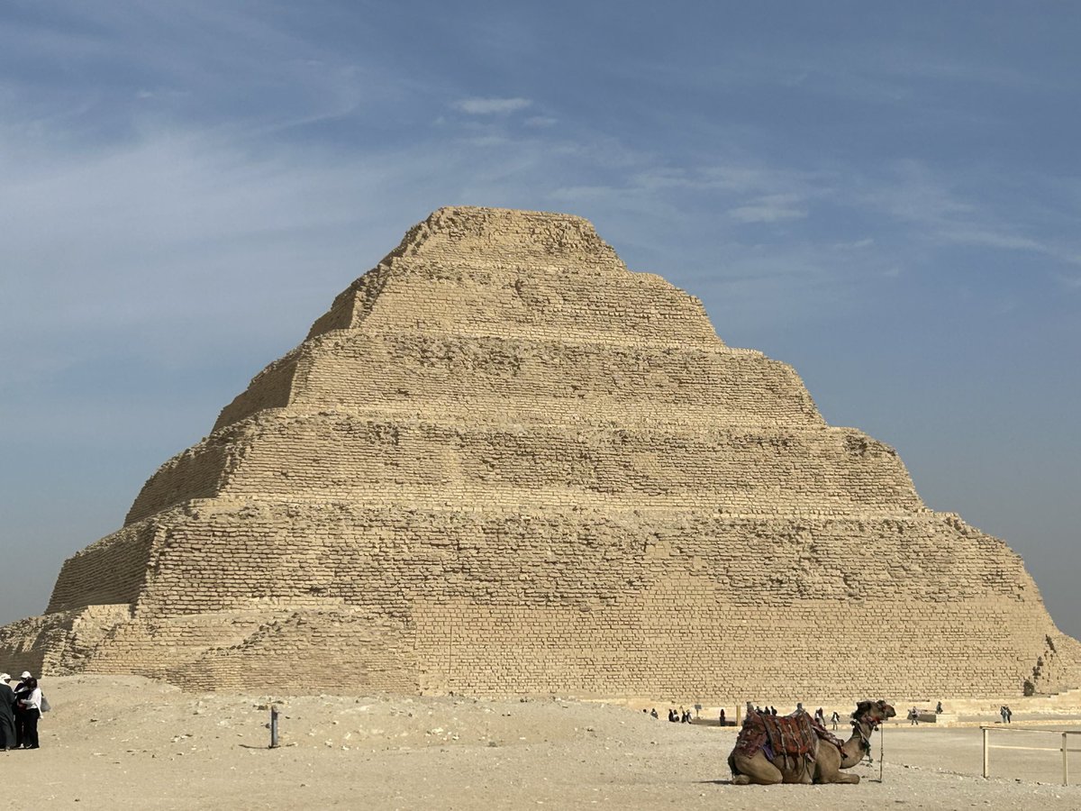 AngelRecbar's tweet photo. Mastaba del Rey Djoser Saqqara Cairo 2026sasa https://t.co/nxdyspYVeG