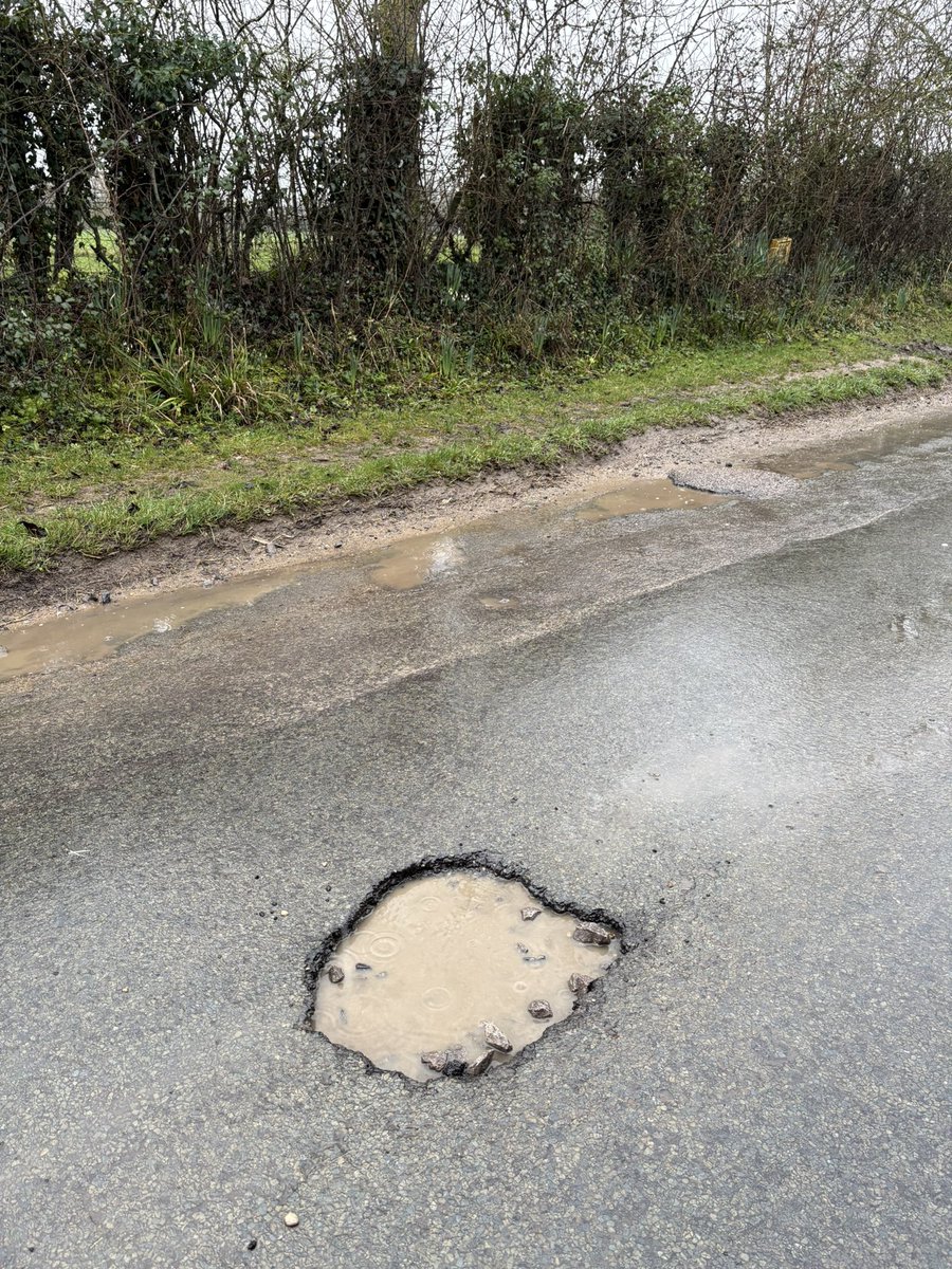 Simon Lane tweet media