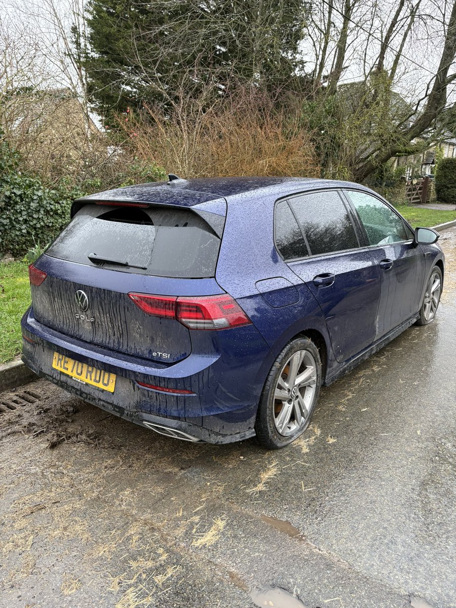 Simon Lane tweet media