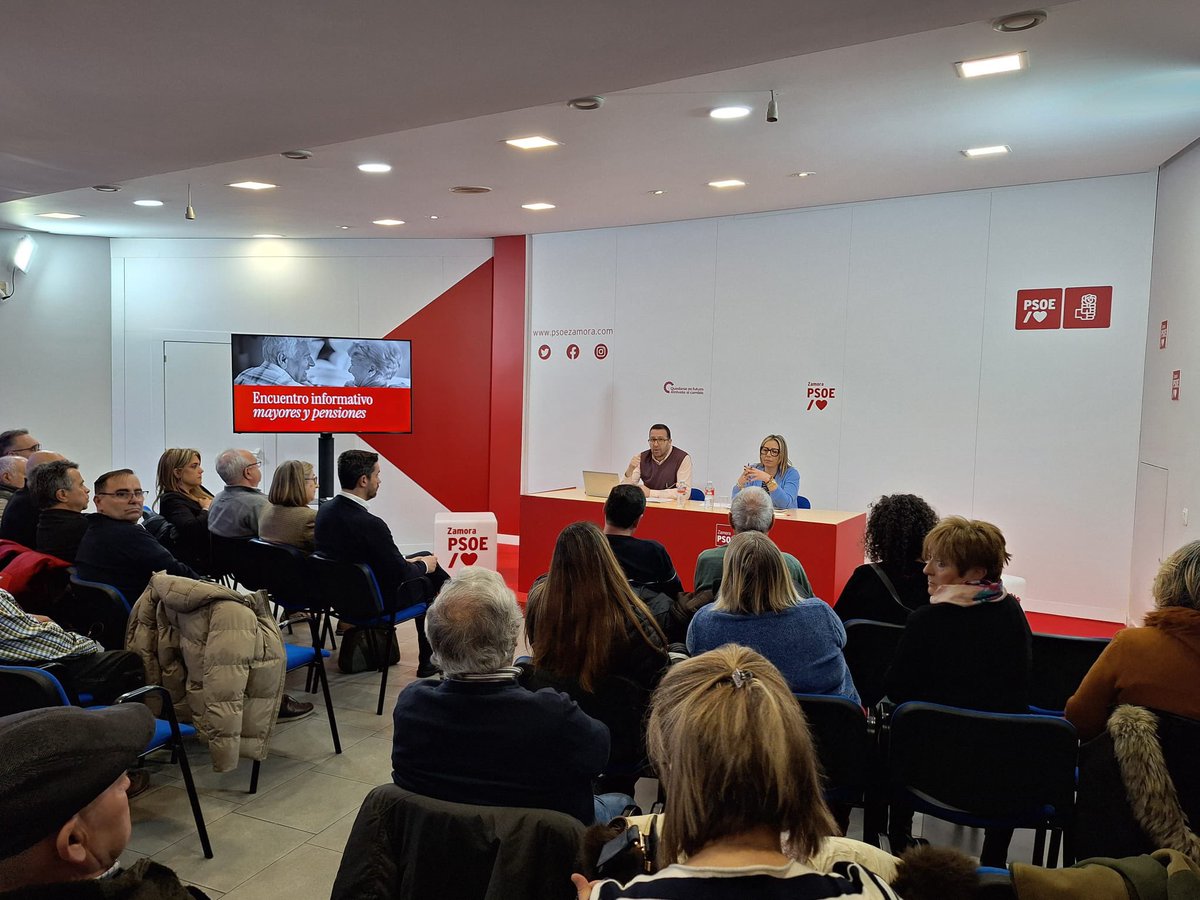 ❤️ Hoy hemos celebrado un Encuentro Informativo sobre mayores y pensiones.

Gracias a todas las personas que han participado y a Ángel del Carmen y Teresa Peral por trasladar información clara y resolver dudas.

Defender las pensiones es defender derechos.