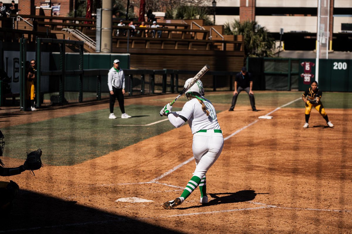 Marshall Softball tweet media