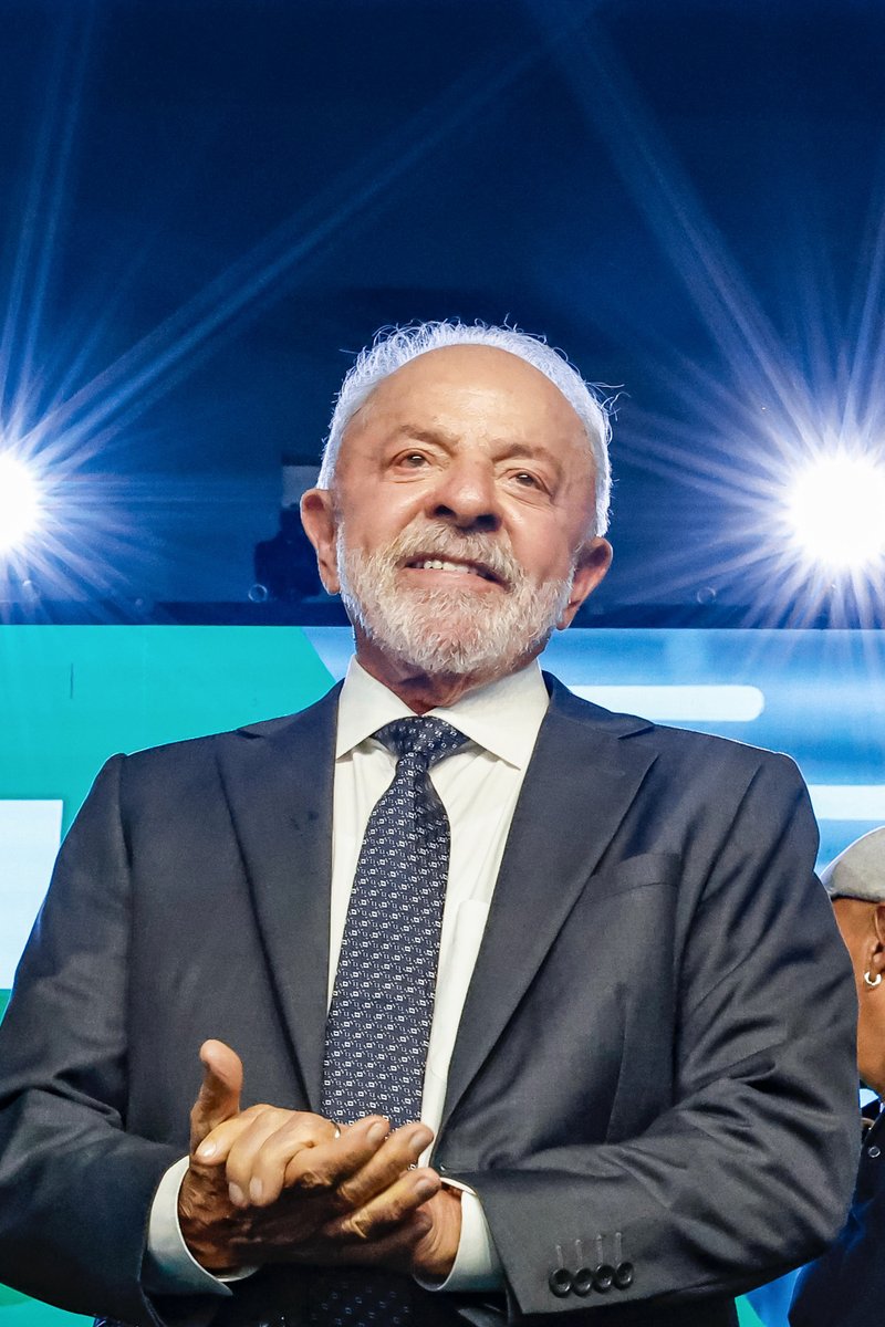 Eixo Político tweet media