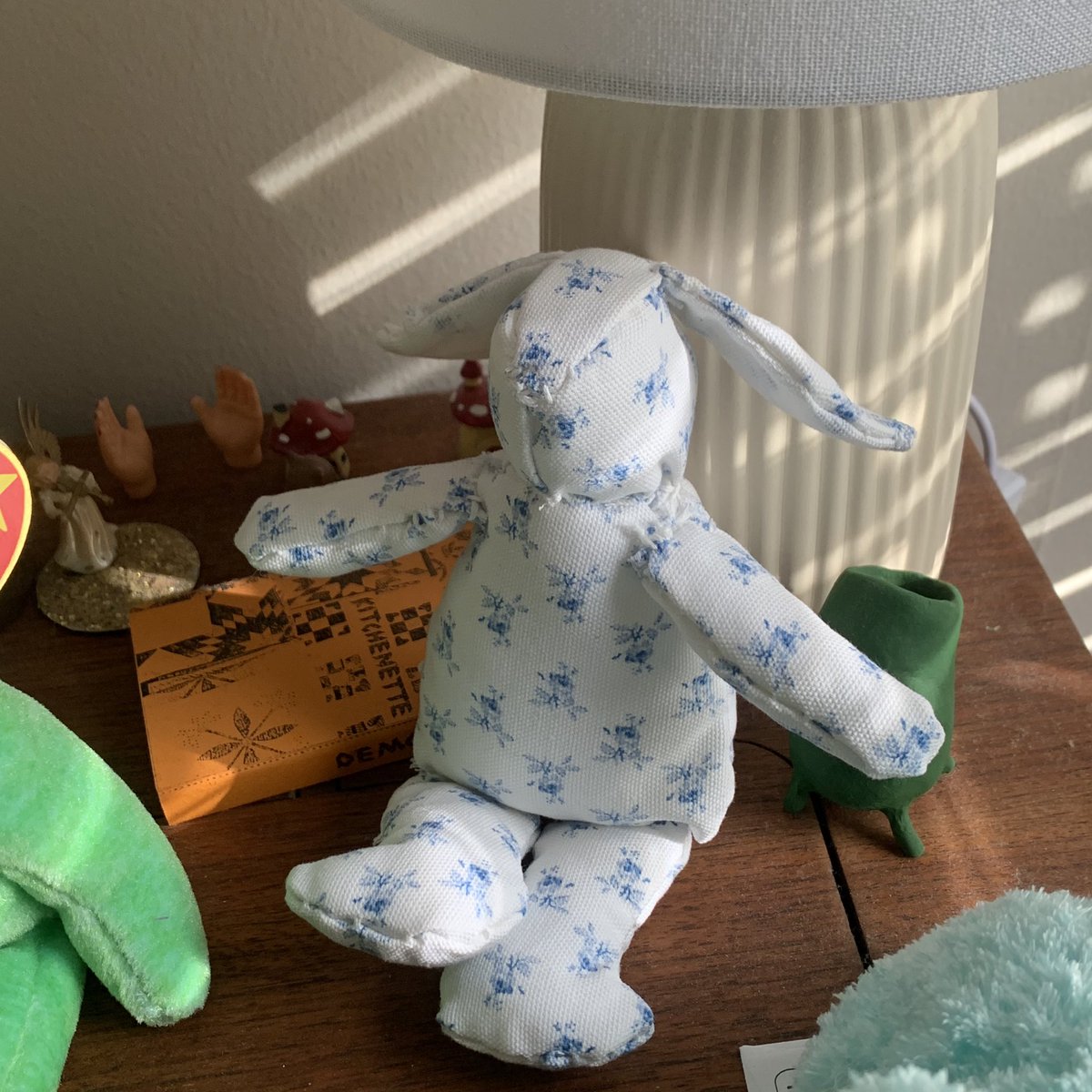AnneChovy2's tweet photo. made this rabbit with my own two hands https://t.co/a4qsquHmBR