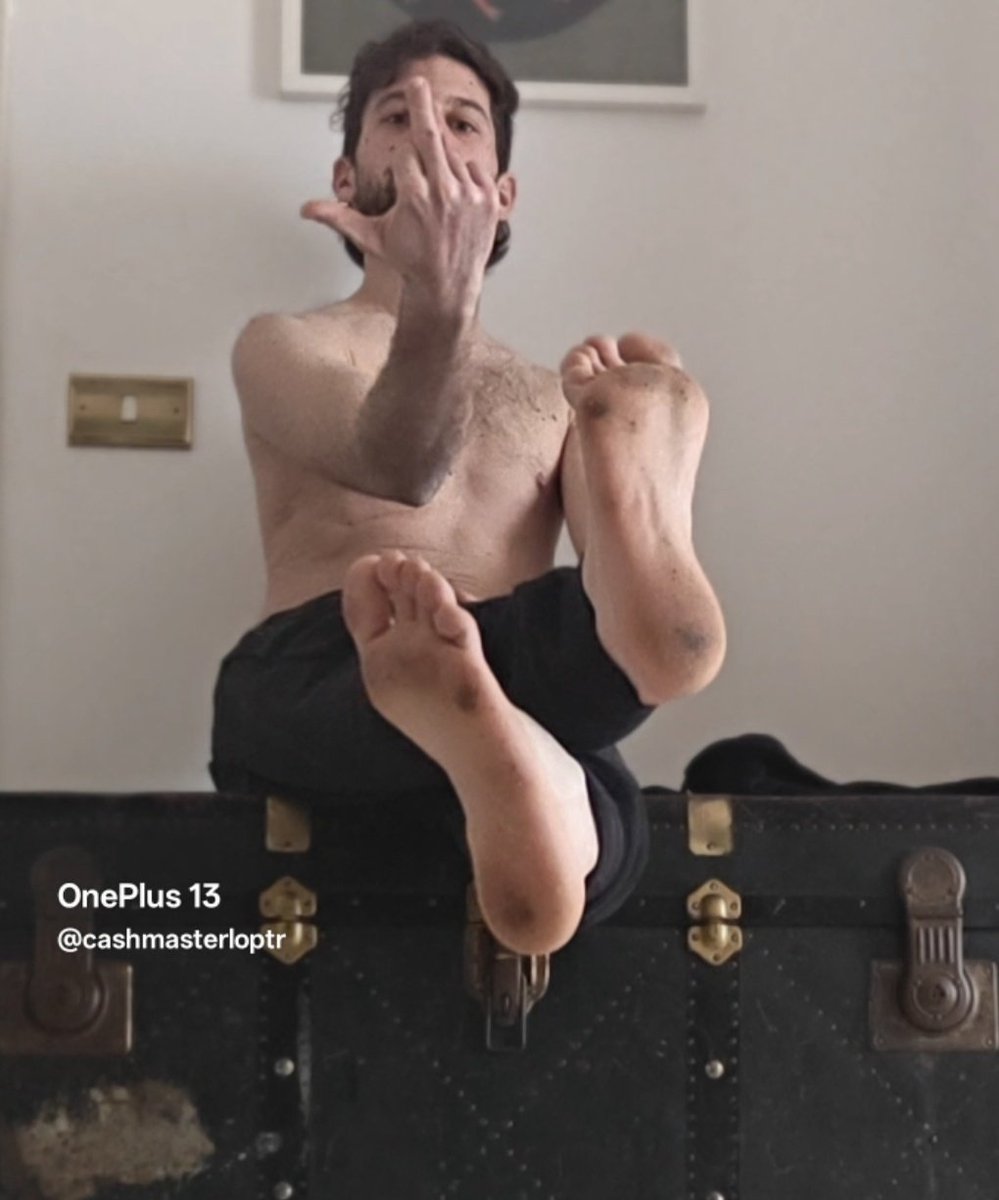 cashmasterloptr's tweet photo. @slave_here @master_italiani @masteritaliani @rt_feet @rt4malefeet #dirtysole #sole #feet #master #cashmeet #smellyfeet https://t.co/kMokLsiWd7