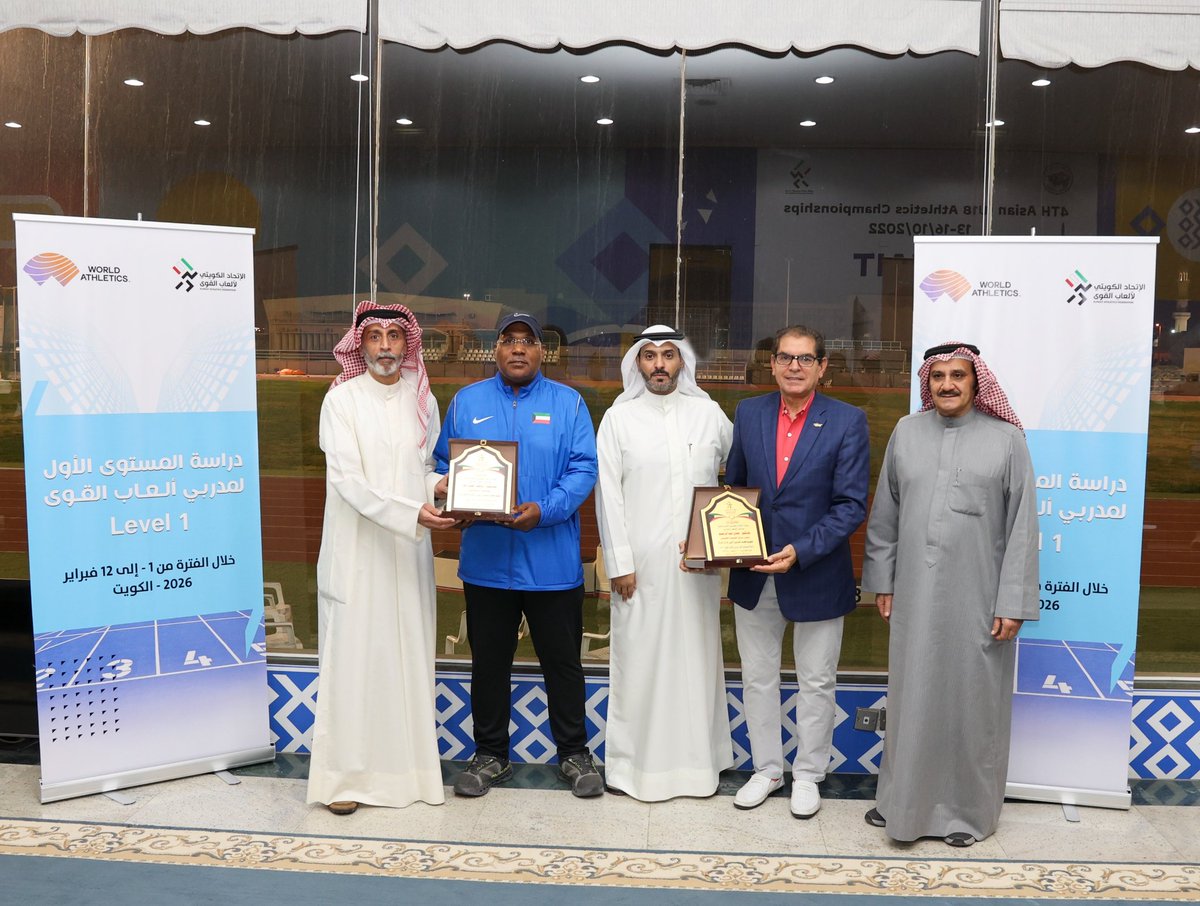 KuwaitAthletics's tweet photo. حيث أكدا أهمية استمرار برامج التأهيل ورفع كفاءة المدربين وفق المعايير الدولية.

وحاضر في الدورة الدكتور حمدي عبدالرحيم مدير المركز الإقليمي بالقاهرة، والمحاضر الدولي ناصر الجارالله، بمشاركة (56) دارسًا ودارسة، ضمن برنامج نظري وعملي يهدف إلى إعداد كوادر تدريبية مؤهلة ... https://t.co/MymZOAnrtF