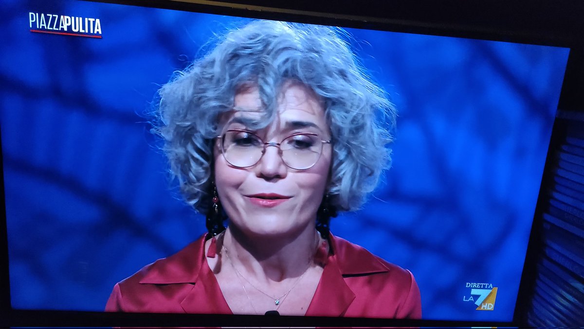 unoenessunoe's tweet image. La riforma #Nordio va oltre la separazione delle carriere, va a scardinare gli equilibri tra poteri dello stato minando l'indipendenza della #magistratura. Non avremmo saputo nulla della #p2 o dei responsabili di #piazzaFontana colvquesta giustizia di destra #Tobagi #piazzapulita