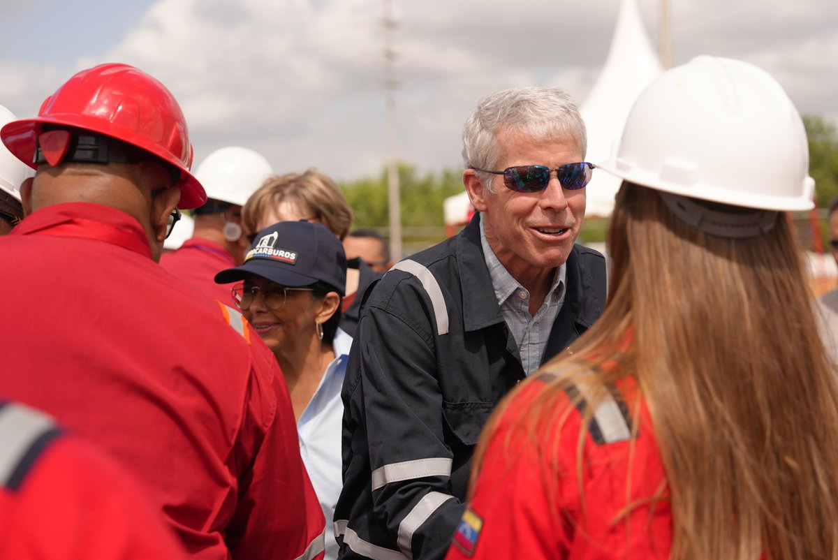 Secretary Chris Wright tweet media