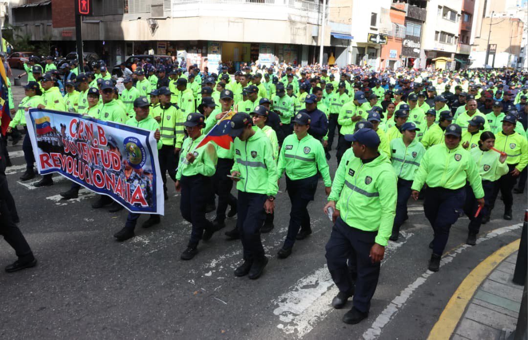 Con el Mazo Dando tweet media