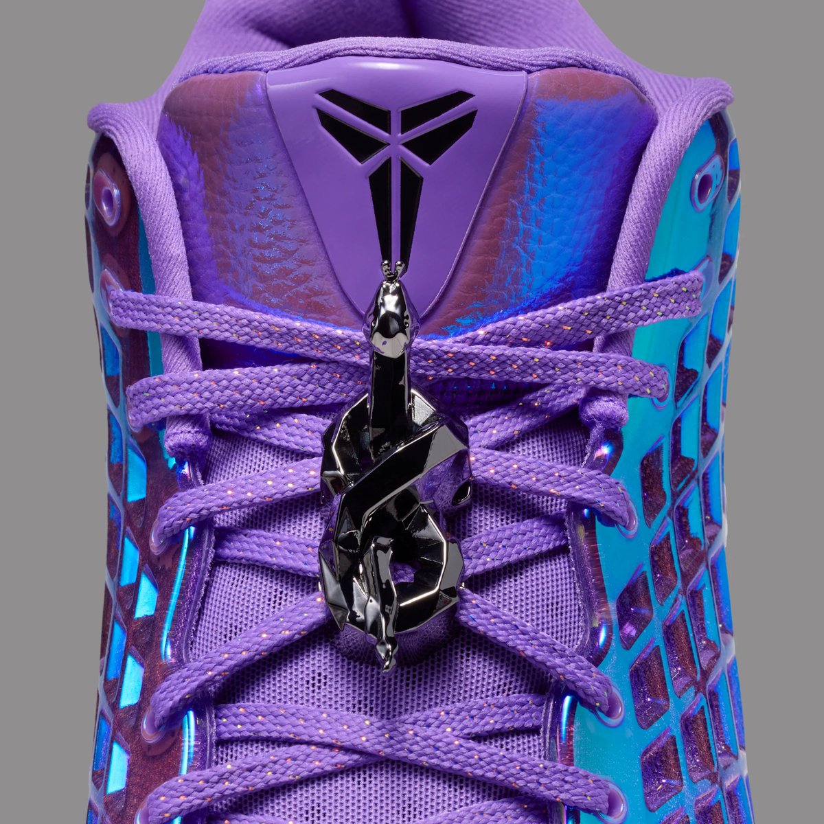 JustFreshKicks tweet media
