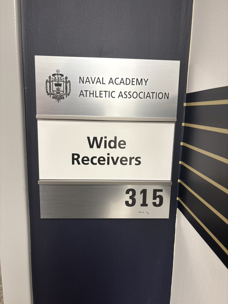 Thank you for the hospitality! <a href="/NavyCoachYo/">Mick Yokitis</a> <a href="/NavyFB/">Navy Football</a>