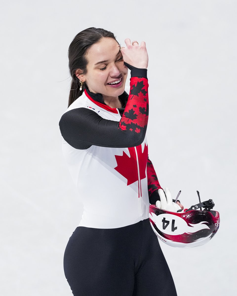 TeamCanada's tweet photo. Courtney Sarault takes home her FIRST Olympic medal in the 500 m short track speed skating and her SECOND medal of Milano Cortina 2026!✨🥉
📸 Leah Hennel/COC https://t.co/L1LBvG9x5d