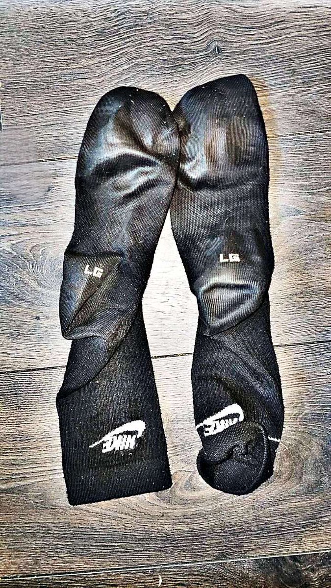 NoLimitMaster16's tweet photo. You wanna smell the stench coming from these 5 day worn socks, one sniff and you’re hooked straight away🐷 who wants em? 

Findom paypig usedsocks cashmaster https://t.co/VbWTdHuv3Q