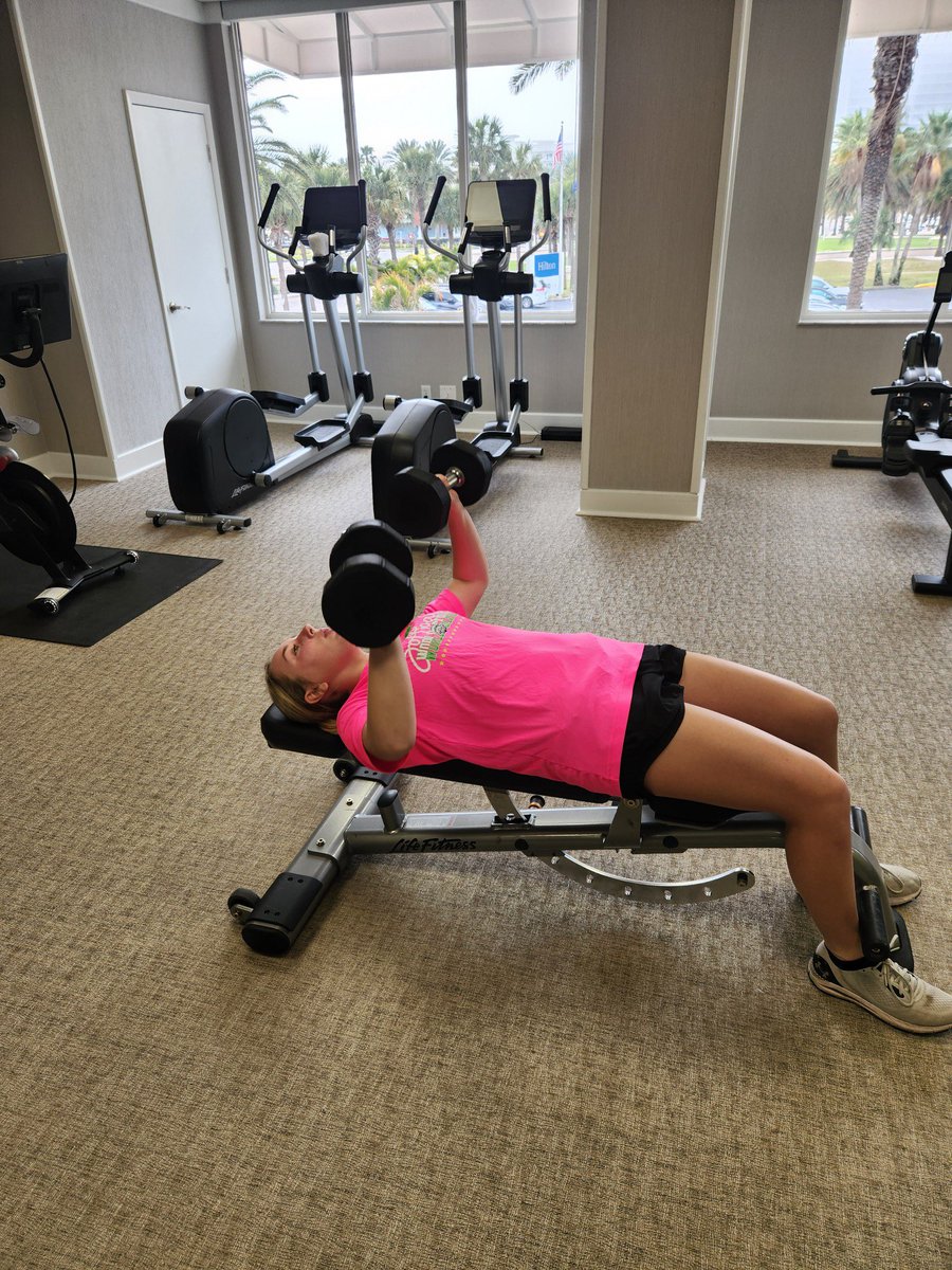 shaffer_2030's tweet photo. Putting in the work on vacation!! Getting in an early workout session in! Arm work outs and cardio! Also took a 3 mile bike ride after #softball #NCAASoftball #recruiting #florida #workout https://t.co/2AtuPAmmpe