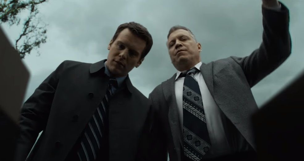 g00ch0ng's tweet image. 마인드헌터
범죄나 프로파일링 좋아하시면 꼭!! 보셔야됨
70년대 미국의 유명한 연쇄살인마들을 찾아가 인터뷰하면서 범죄자들을 인터뷰하고 그들의 내면이나 특징들에 대해 알아가는 내용입니당 가장 큰 단점은 시즌 3이 아직도 안나왔어요.. 전개가 조금 느리긴한데 좀 딥한 드라마들 좋아하신다면…