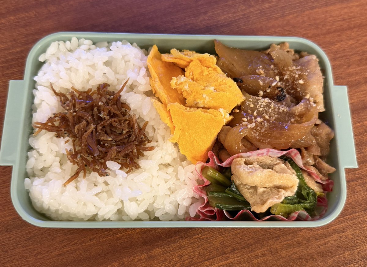dannbenkiroku's tweet photo. おはようございます。
かなり久しぶりになってしまいました。
本日の妻へのお弁当🍱
作り置きの生姜焼きが肉の再加熱縮み課題が解消されて美味しくできました👏
本日もご安全に🫡
#20260212
#お弁当記録
#弁当
#bentou
#ダン弁記録
#盛り付け勉強中 https://t.co/8tHxJ9QJMp