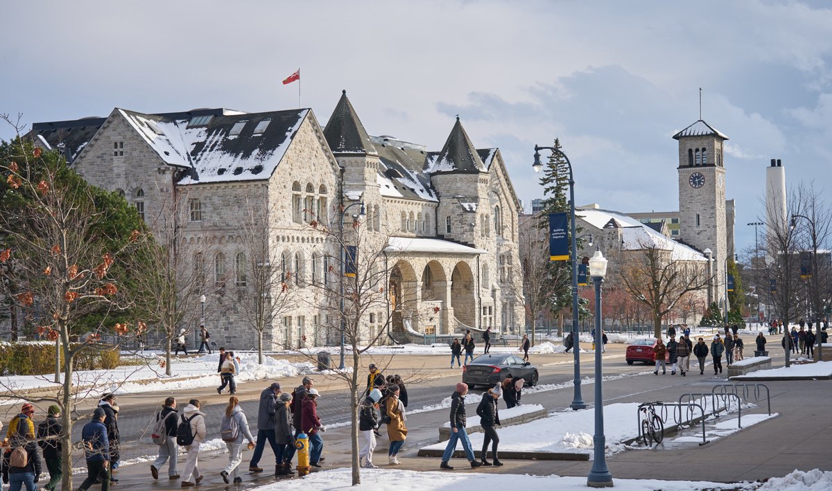 Queen's University tweet media