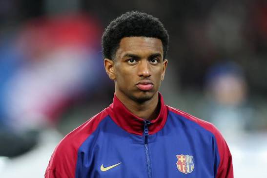 Psg fans pls forgive me for comparing this guy and nuno mendes🙏